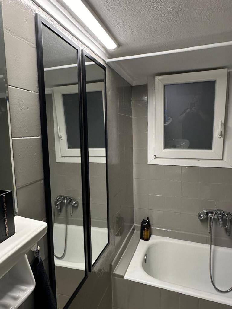 Renovated Cozy Apartment Near To Acropolis Афины Экстерьер фото